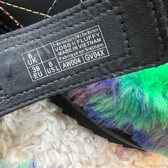 Dr. Martens Voss II Rainbow Fluffy Platform Sandals Size 8 Womens - Picture 7 of 11